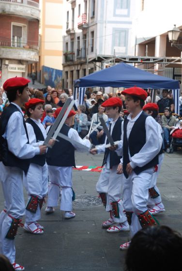 Grupo de Danza Berriztasuna de Portugalete (Actuación grupo infantil)