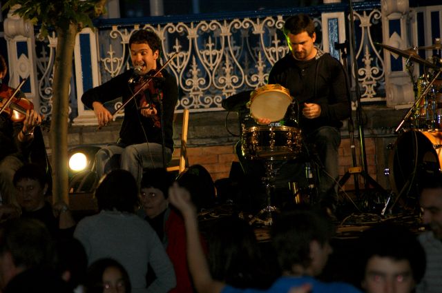 2011.