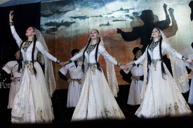 LEZGINKA - DAGESTAN 2010.