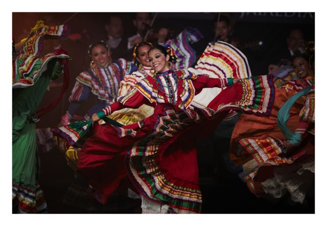 BALLET DE LA UNIVERSIDAD DE COLIMA - MEXICO.