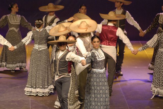 33 jaialdia BALLET DE LA UNIVERSIDAD DE COLIMA - MEXICO (2007).