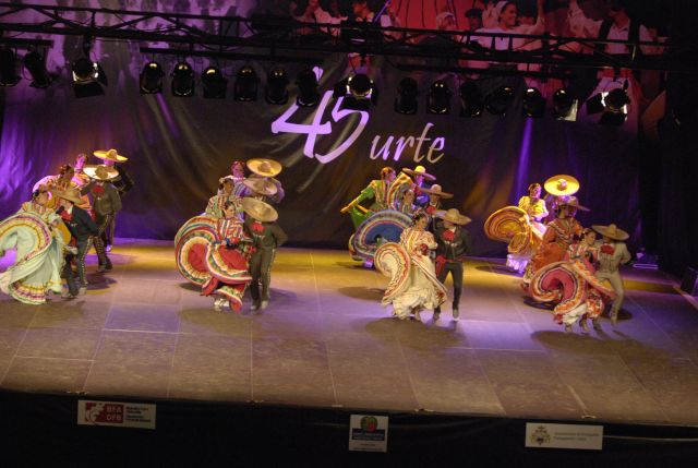 33 jaialdia BALLET DE LA UNIVERSIDAD DE COLIMA - MEXICO (2007).