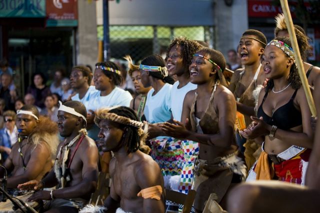 GAUTENG PROVINCIAL FOLKLORE DANCE TROUPE - SUDAFRICA 2009.