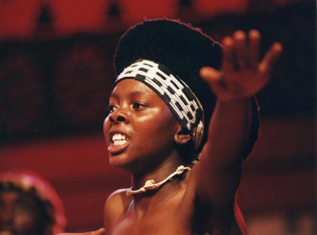 25 jaialdia THABISONG YOUTH CLUB - SUDAFRICA (1999).