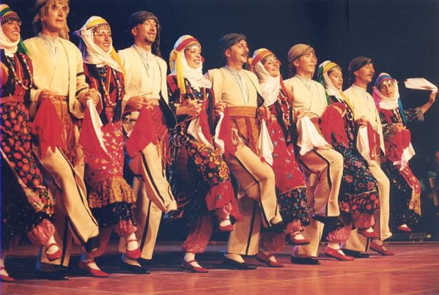 26 jaialdia COMPAIA FOLKLORICA DE ESTAMBUL - TURKIA (2000).