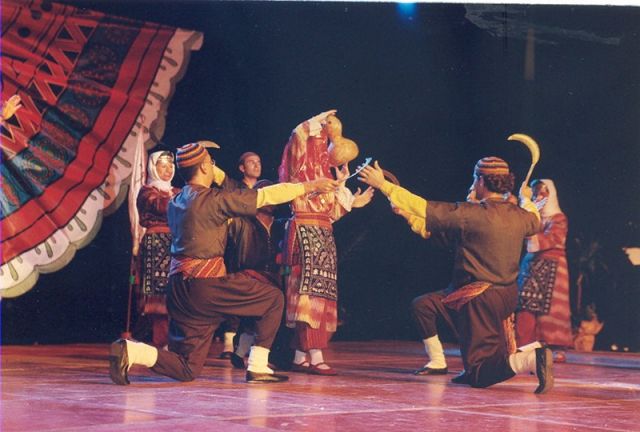 26 jaialdia COMPAIA FOLKLORICA DE ESTAMBUL - TURKIA (2000).