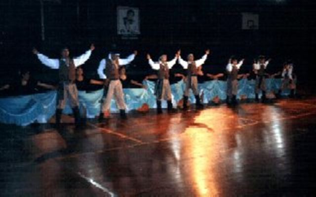 27 jaialdia GRAN BALLET ARGENTINO - ARGENTINA (2001).