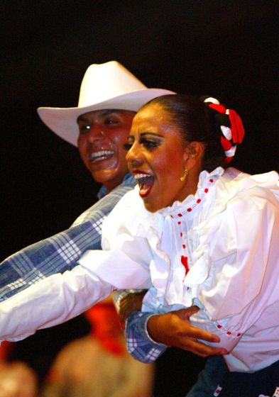 29 jaialdia BALLET  FOLKLORICO DE GUADALAJARA - MEXICO (2003).