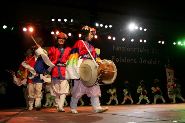 31 jaialdia BONG SAN MASK - KOREA (2005).