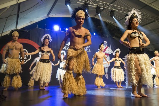 Inauguracin 42. NAZIOARTEKO FOLKLORE JAIALDIA  PORTUGALETE 