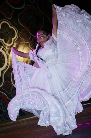 BALLET FOLKLORICO DE NICARAGUA DEL MAESTRO FRANCISCO GONZALEZ