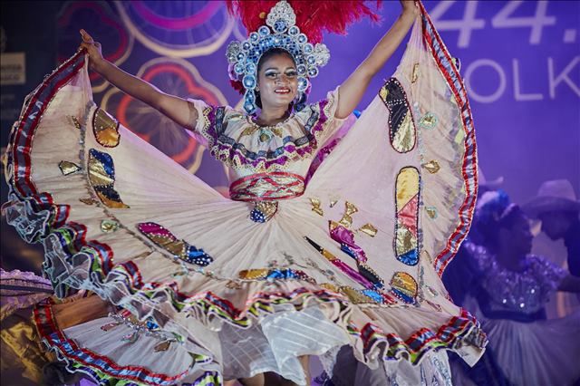 BALLET FOLKLORICO DE NICARAGUA DEL MAESTRO FRANCISCO GONZALEZ