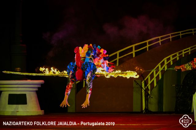 COMPAIA FOLKLORICA CAMAGUA